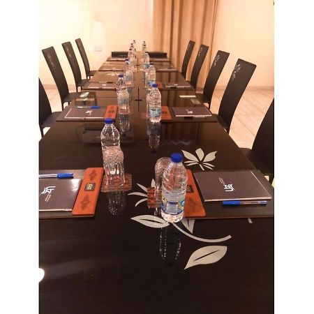 ניזווא Tanuf Residency Hotel מראה חיצוני תמונה
