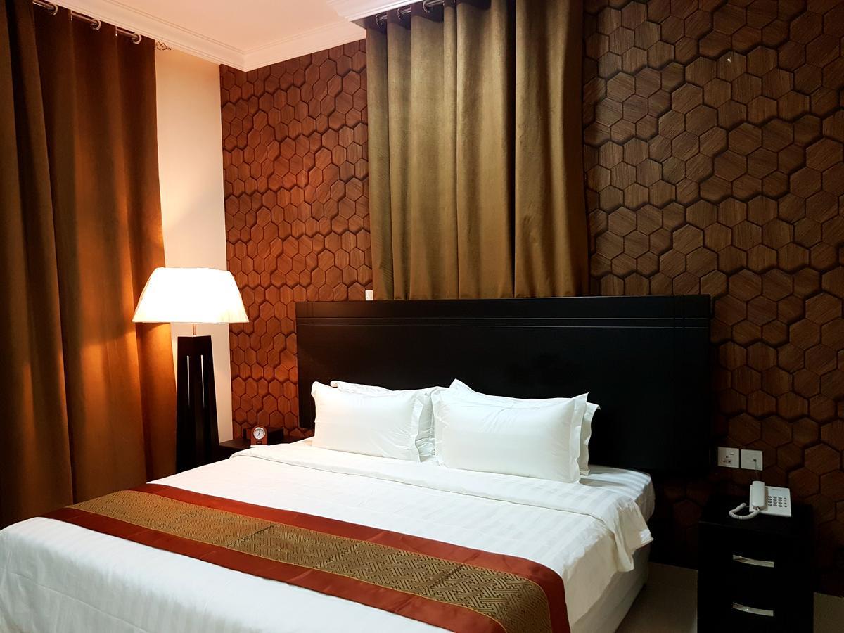 ניזווא Tanuf Residency Hotel מראה חיצוני תמונה