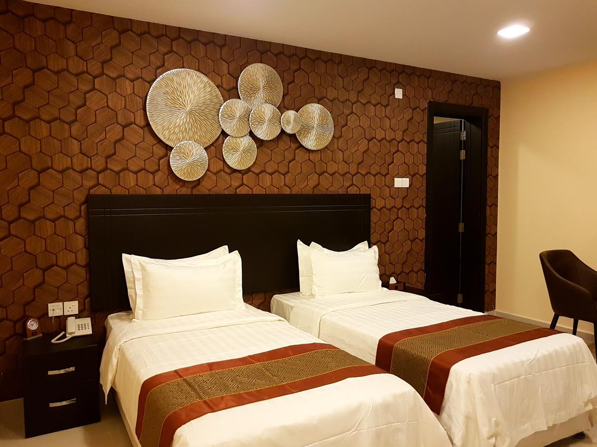 ניזווא Tanuf Residency Hotel מראה חיצוני תמונה